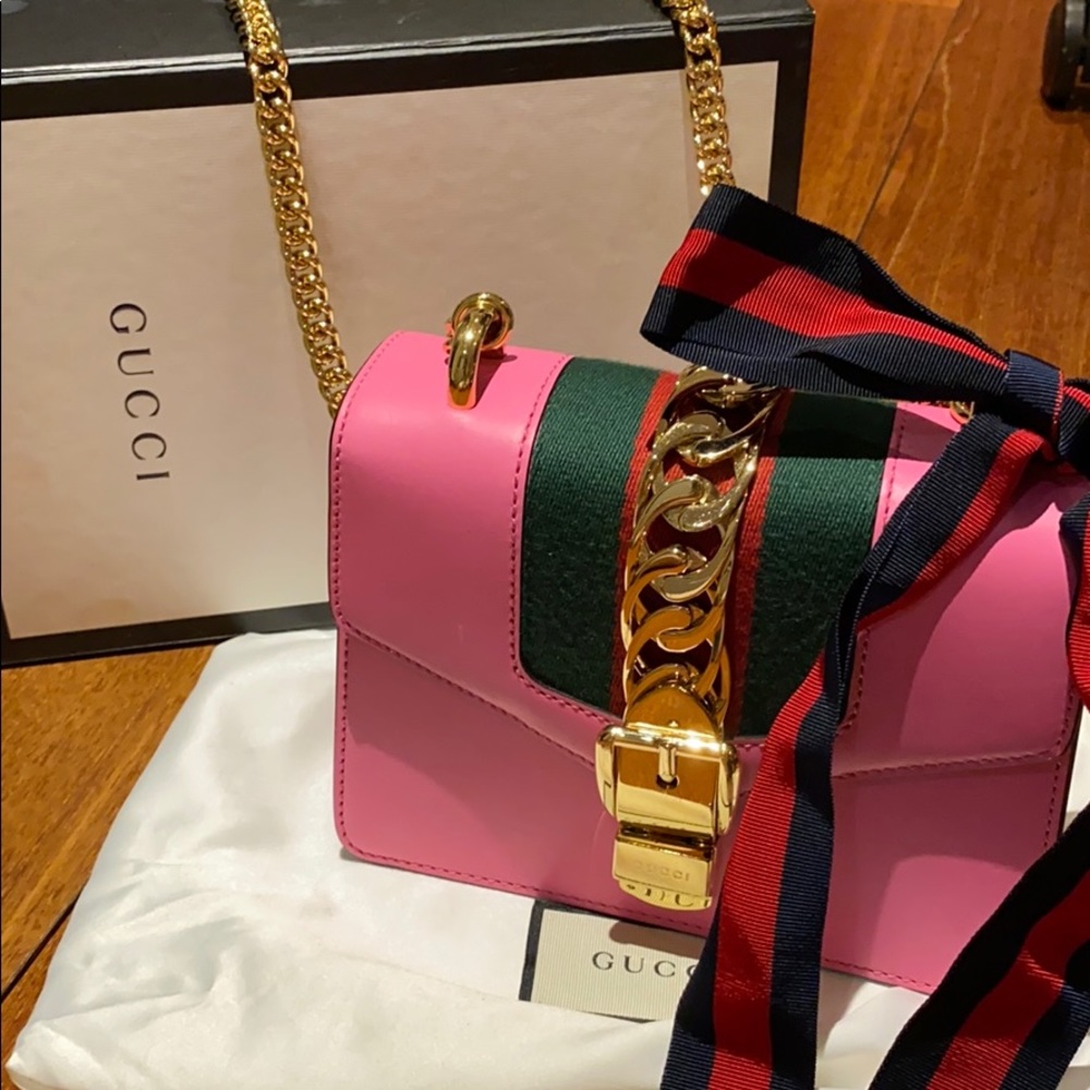 Gucci Sylvie Leather Mini Chain Bag
